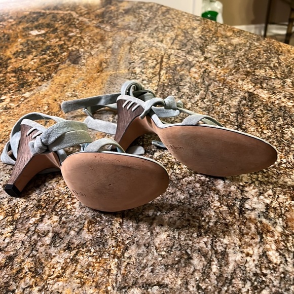 Calvin Klein collection 38.5 blue suede wrap around strap sandals good condition - Picture 4 of 4